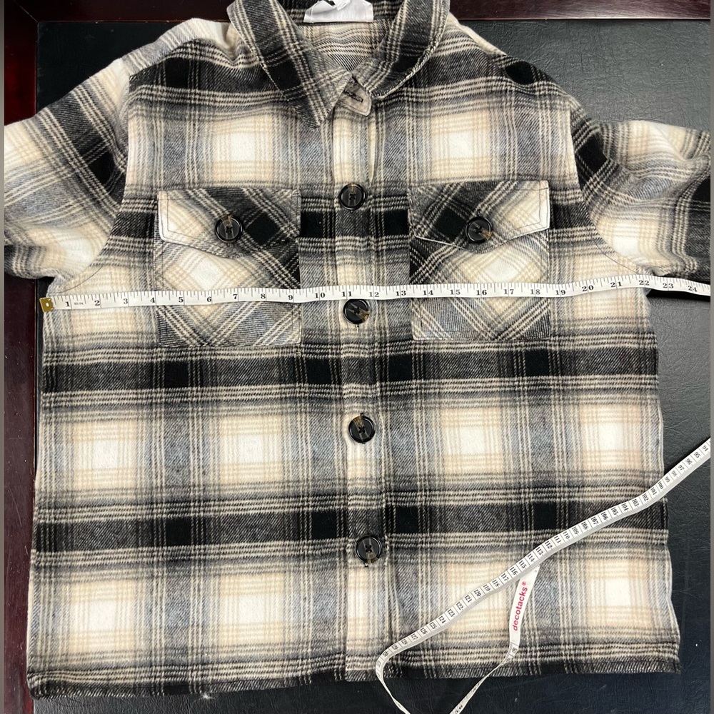 BBDakota plaid jacket size lg - Picture 7 of 8